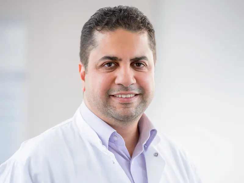 Dr. Houssam El Tawel, Ärztlicher Leiter der Sektion Thoraxchirurgie, RKH Klinikum Ludwigsburg