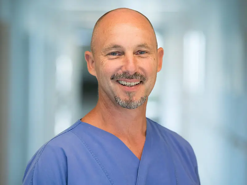Dr Ralph Brunner
